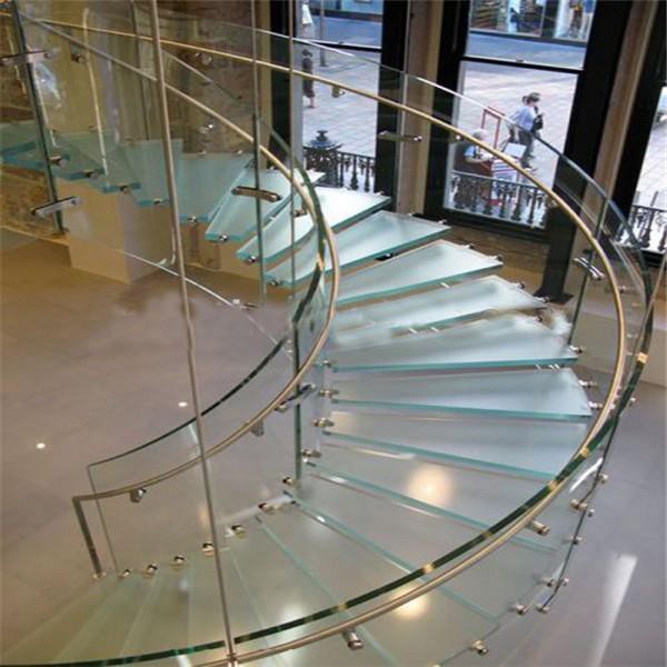 Curved Glass Staircase Railing